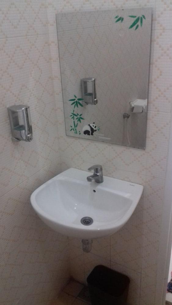 M Hotel Sorong Zewnętrze zdjęcie