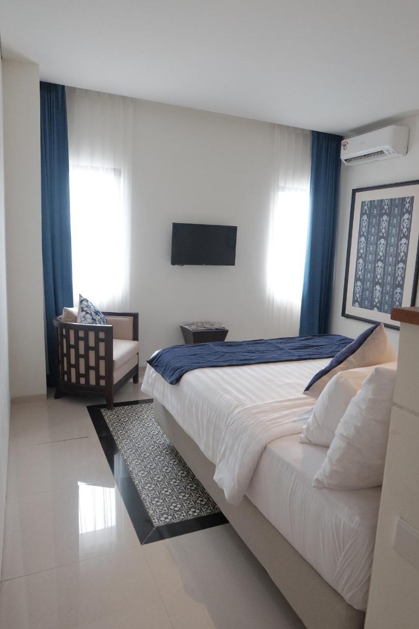 M Hotel Sorong Zewnętrze zdjęcie