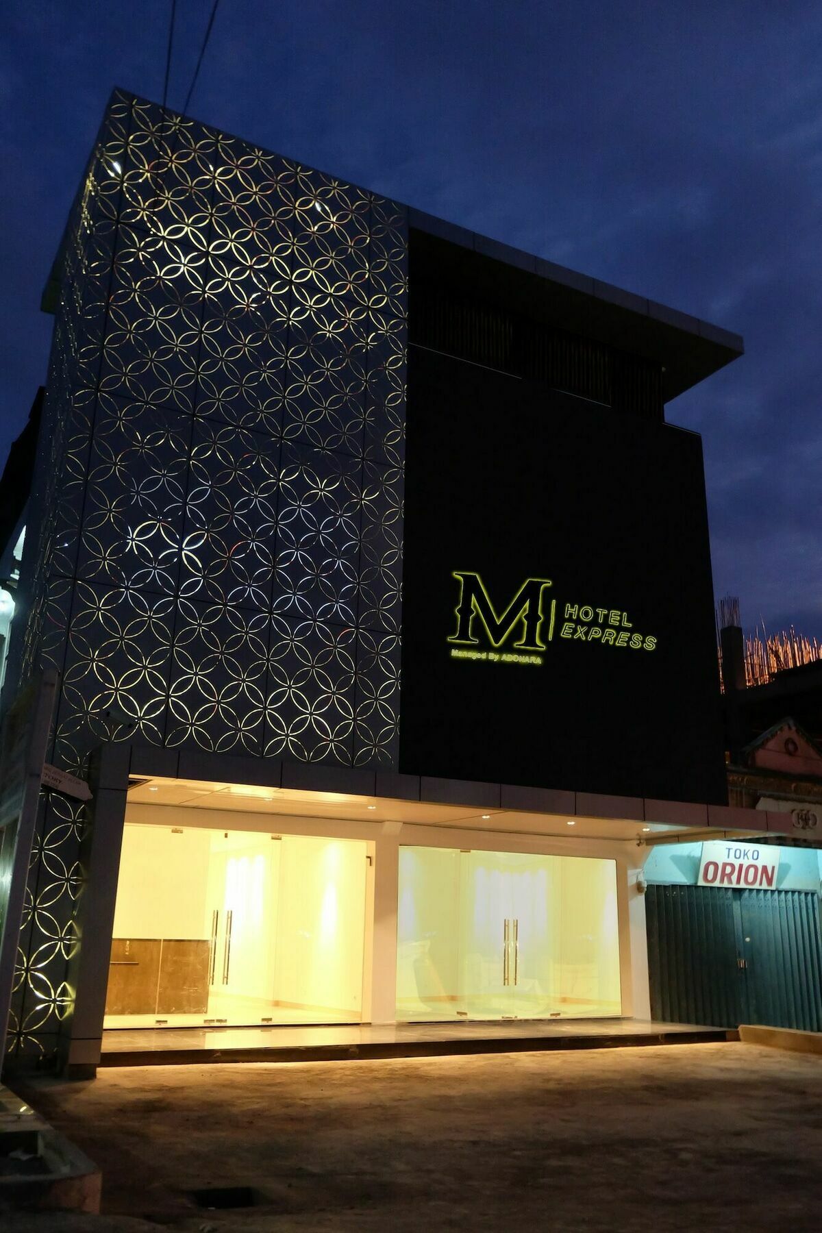 M Hotel Sorong Zewnętrze zdjęcie