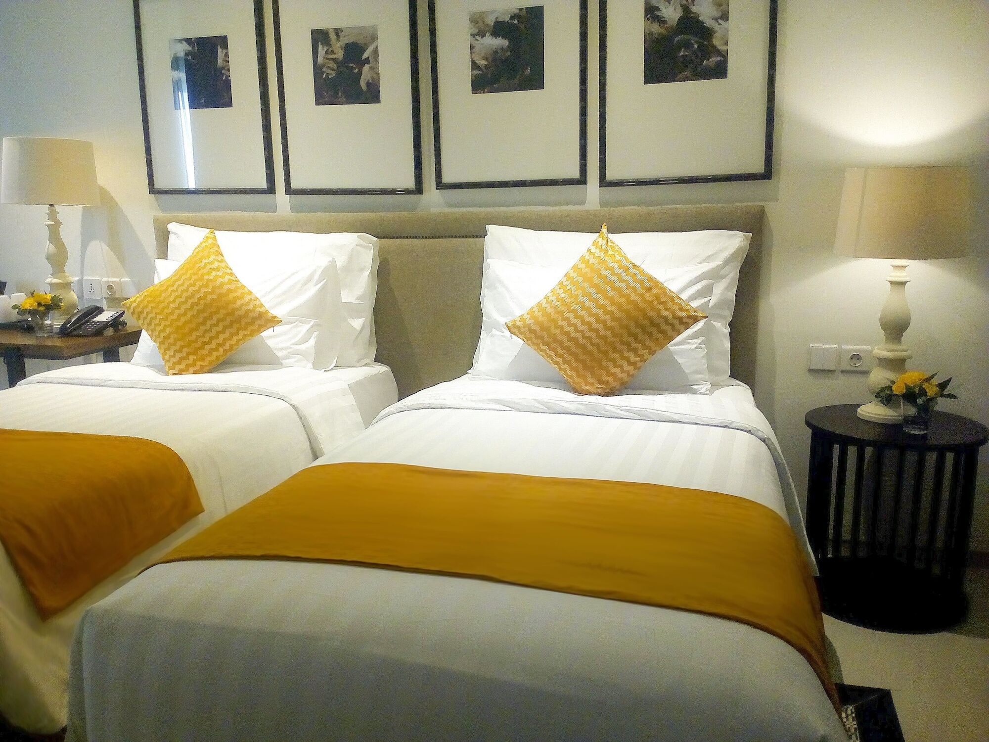 M Hotel Sorong Zewnętrze zdjęcie