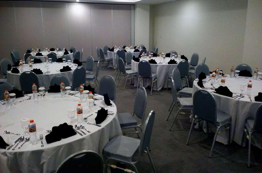 M Hotel Sorong Udogodnienia zdjęcie