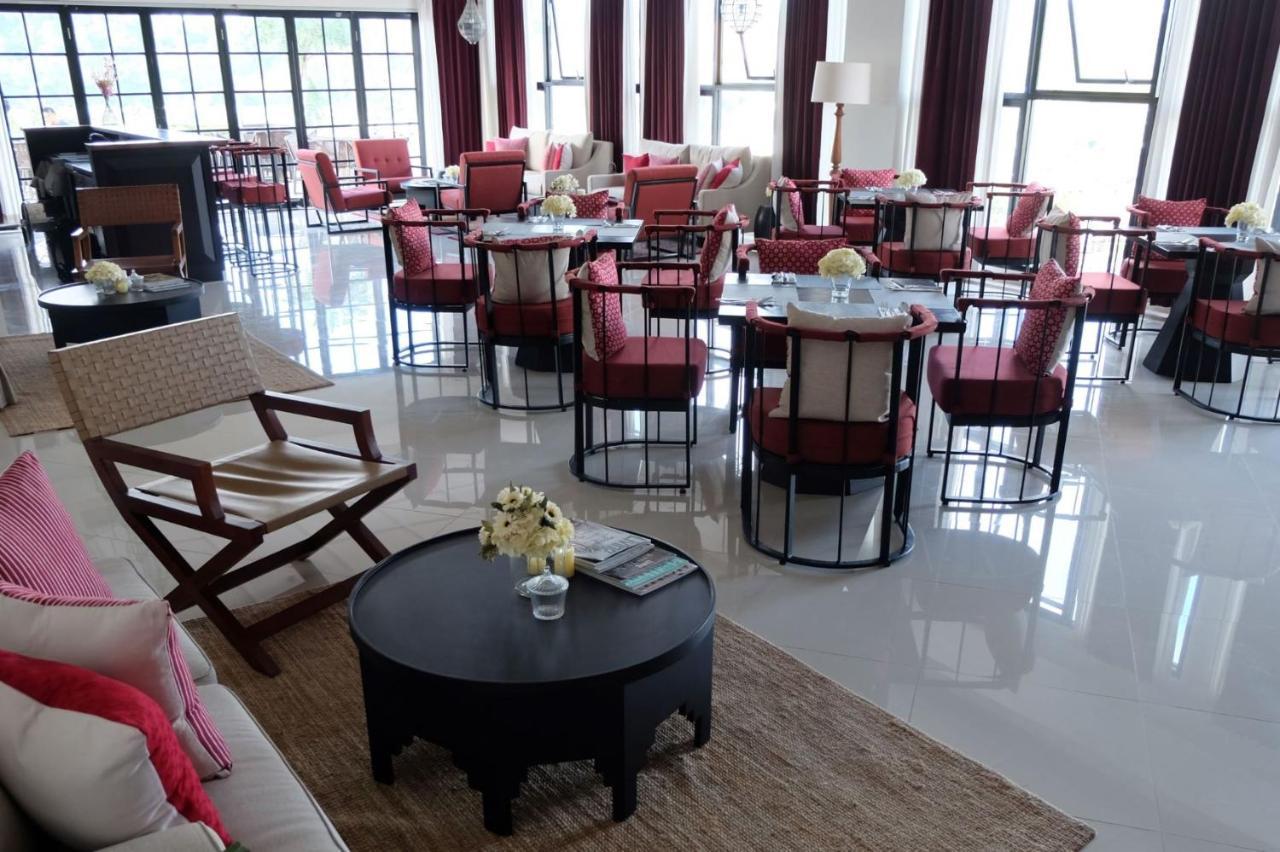 M Hotel Sorong Zewnętrze zdjęcie